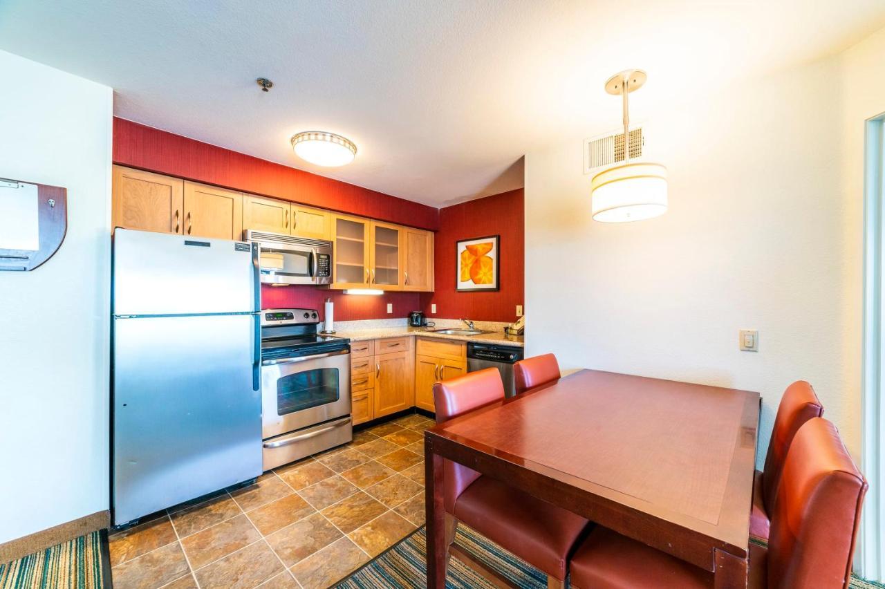 Metro Phx Upstairs 2bd Sleeps 6 Heated Pool No Pets Allowed Apartment Phoenix