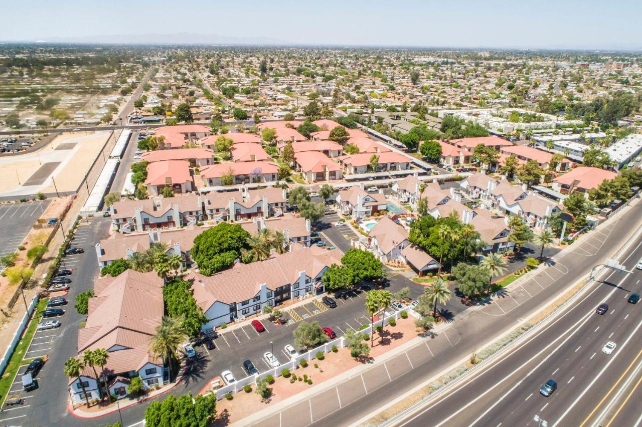 Metro Phx Upstairs 2bd Sleeps 6 Heated Pool No Pets Allowed Apartment Phoenix