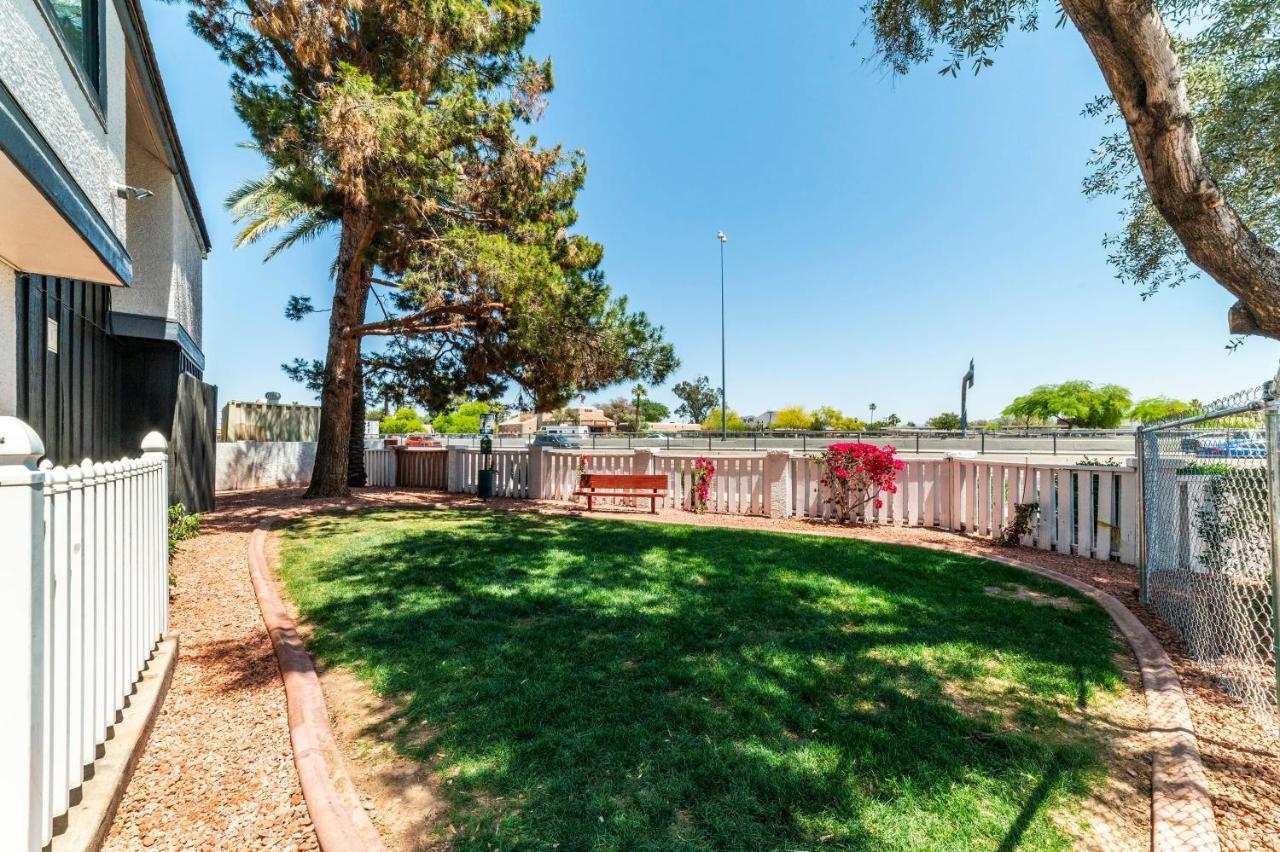 Metro Phx Upstairs 2bd Sleeps 6 Heated Pool No Pets Allowed Apartment Phoenix