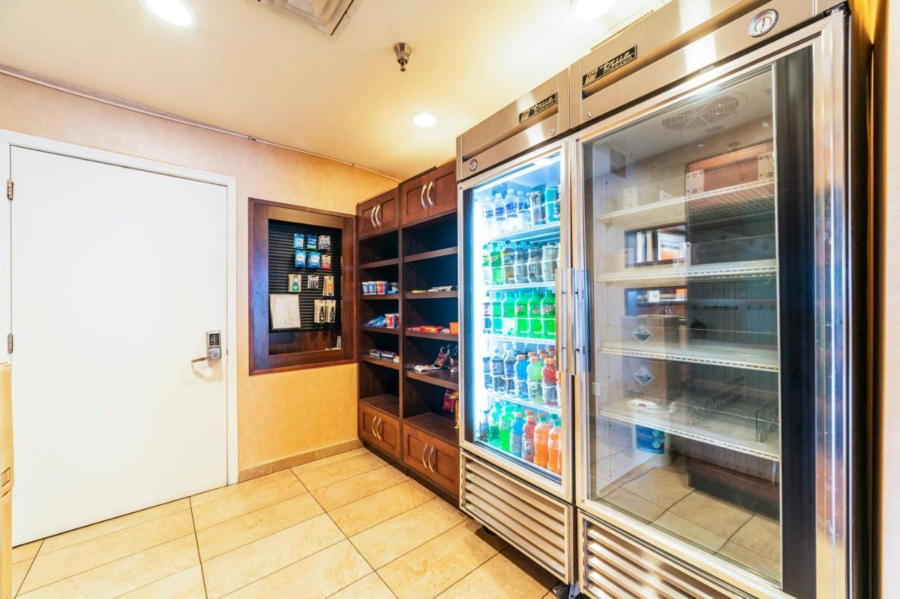 Metro Phx Upstairs 2bd Sleeps 6 Heated Pool No Pets Allowed Apartment