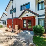 Metro Phx Upstairs 2Bd Sleeps 6 Heated Pool No Pets Allowed