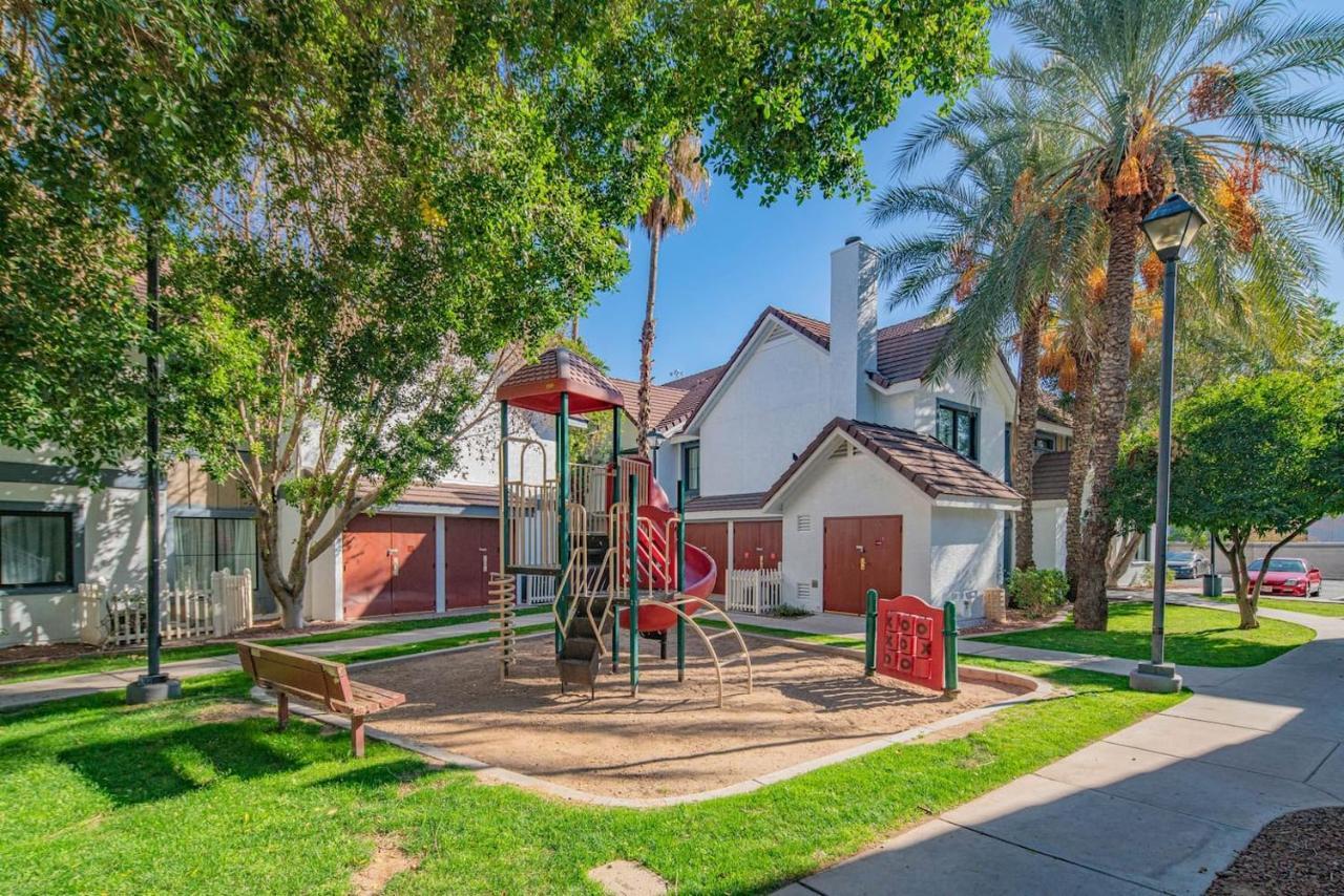 Apartemen Metro Phx Upstairs 2bd Sleeps 6 Heated Pool No Pets Allowed *