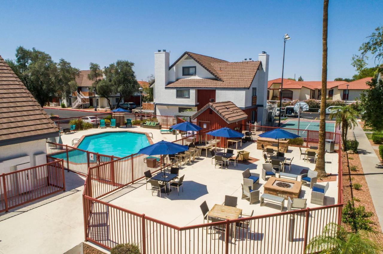 Metro Phx Upstairs 2bd Sleeps 6 Heated Pool No Pets Allowed Apartemen *