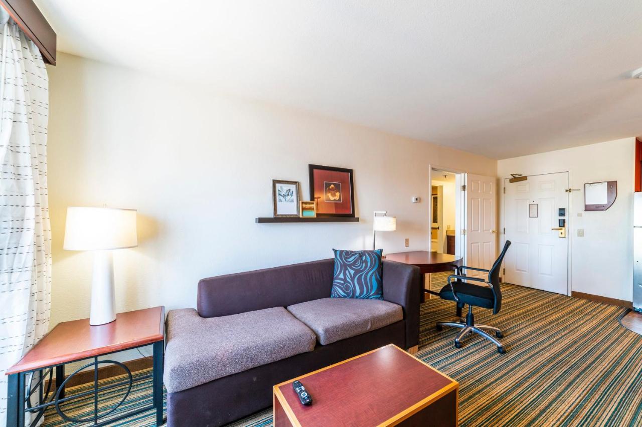 Metro Phx Upstairs 2bd Sleeps 6 Heated Pool No Pets Allowed *