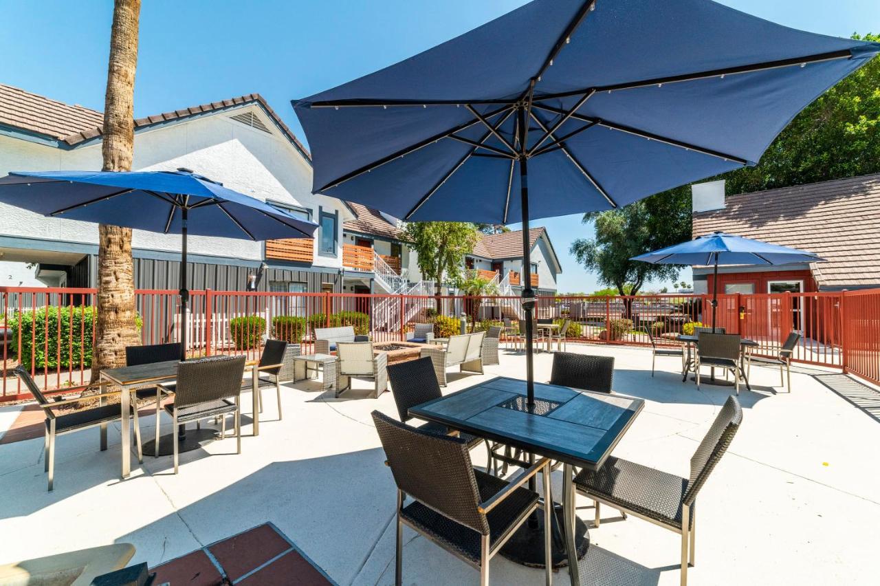 Apartemen Metro Phx Upstairs 2bd Sleeps 6 Heated Pool No Pets Allowed